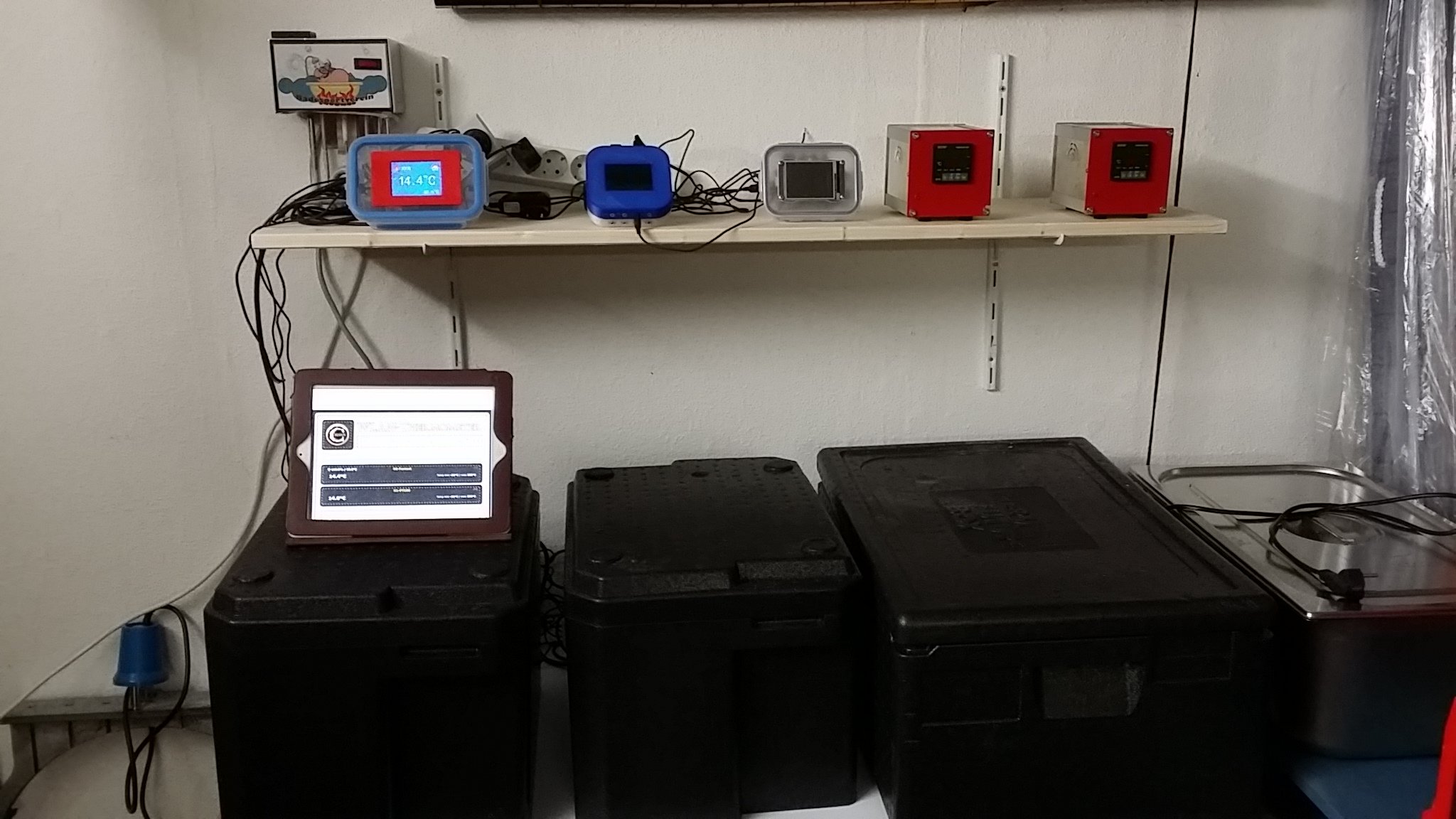 Sous Vide Station samt Wlanthermos und PID-Steuerungen